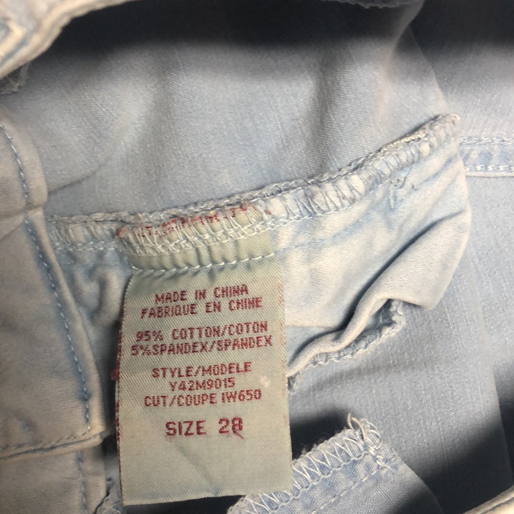 Guess Capris - Picture 6 of 7